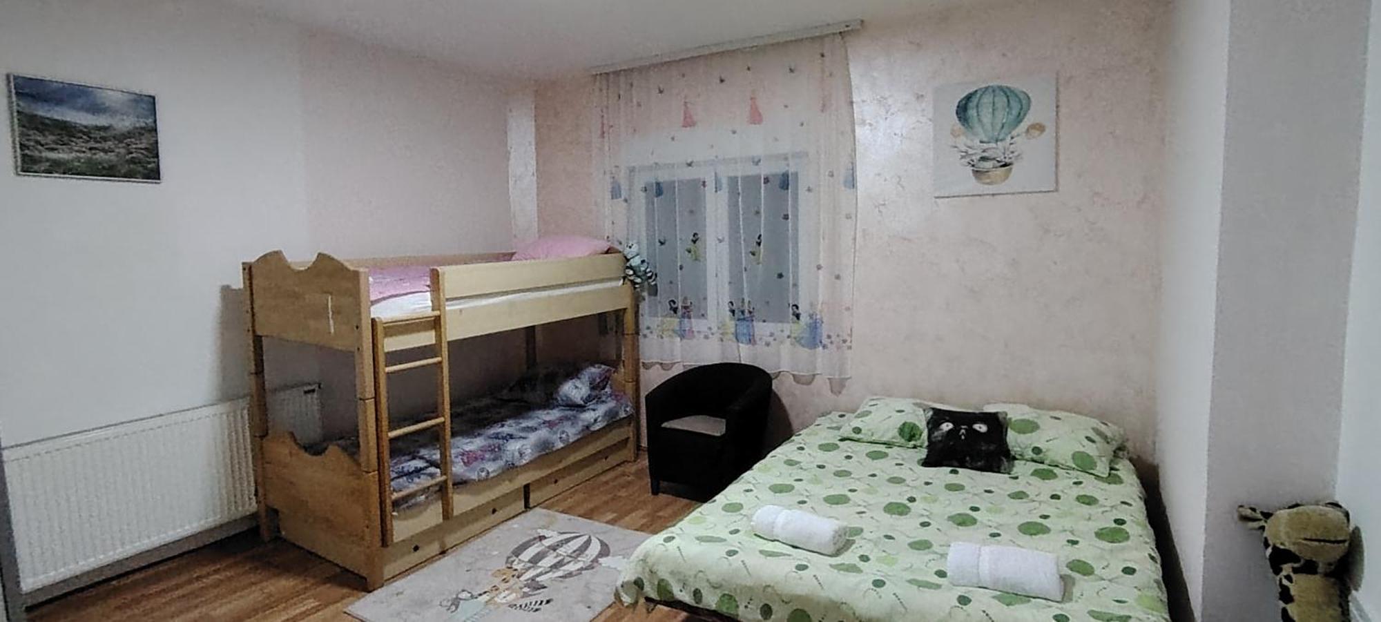 Apartman Raj วรินรัชกา บานยา ภายนอก รูปภาพ